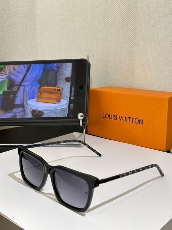 LV Sunglasses 1038